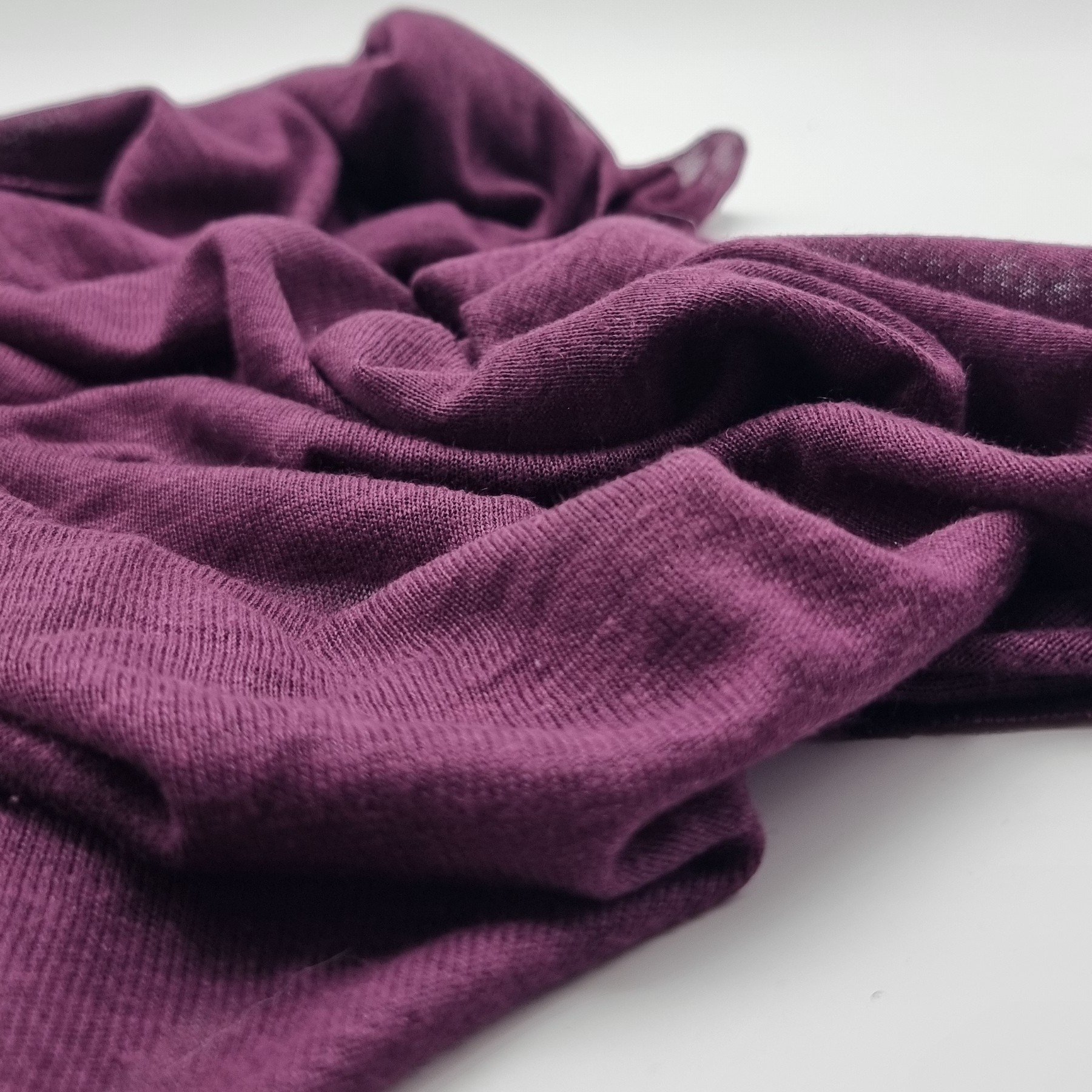 Maleo<br>canapa Tencel-Lyocell<br>Prugna <br/></h1><p>Colore – Fine serie<p> - immagine 2