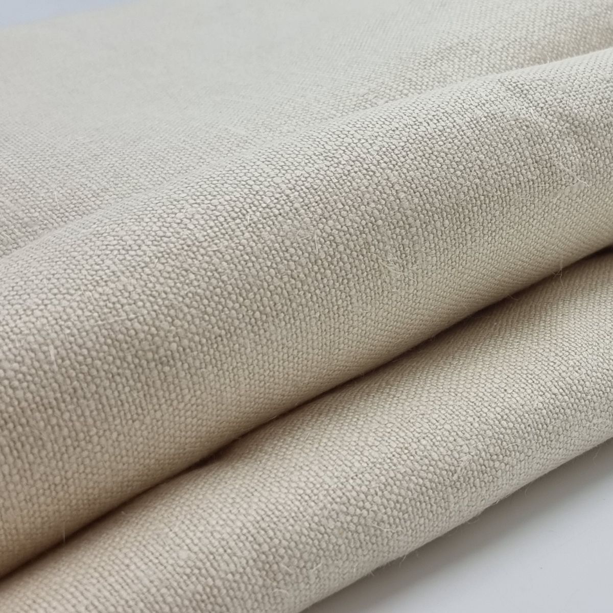 Bach natural ready for French hemp dyeing